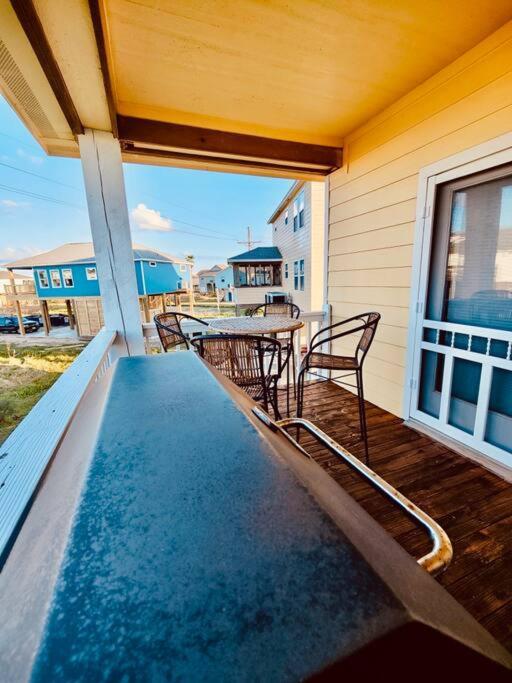 Sunny Delight - Sleeps 10 - Generous Space! Bolivar Peninsula Eksteriør billede