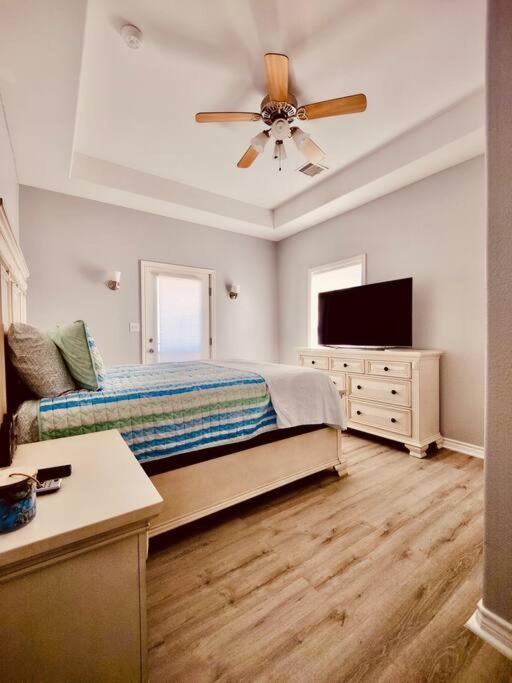 Sunny Delight - Sleeps 10 - Generous Space! Bolivar Peninsula Eksteriør billede