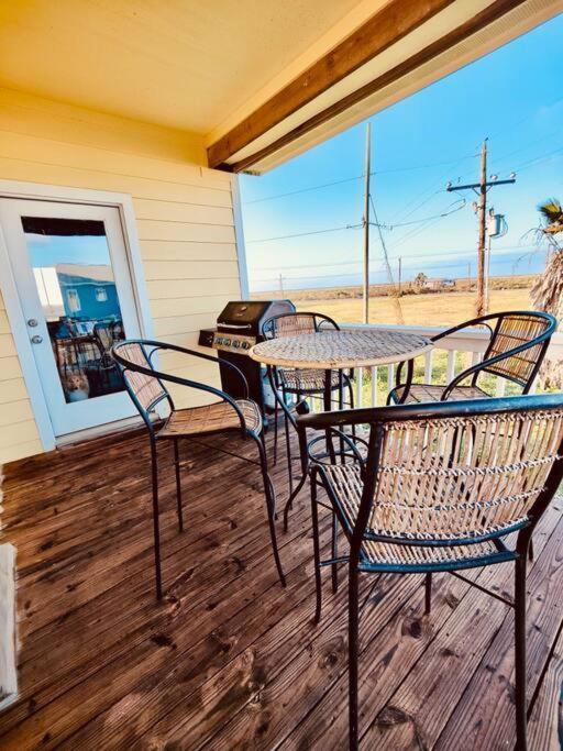 Sunny Delight - Sleeps 10 - Generous Space! Bolivar Peninsula Eksteriør billede
