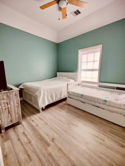 Sunny Delight - Sleeps 10 - Generous Space! Bolivar Peninsula Eksteriør billede